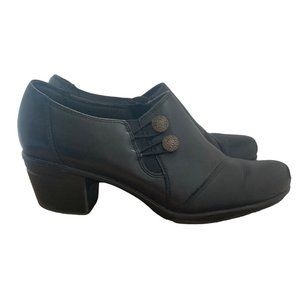 Clarks Emslie Warren Womens Bootie Shoes Black Leather Slip on Size 7 Zip 2 inch